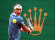 棋牌游戏-关于世界网球队血洗英国网球队，兹维列夫关键制胜的信息