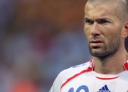 开云棋牌官网-东决关键战之夜，锡安攻防两端统治