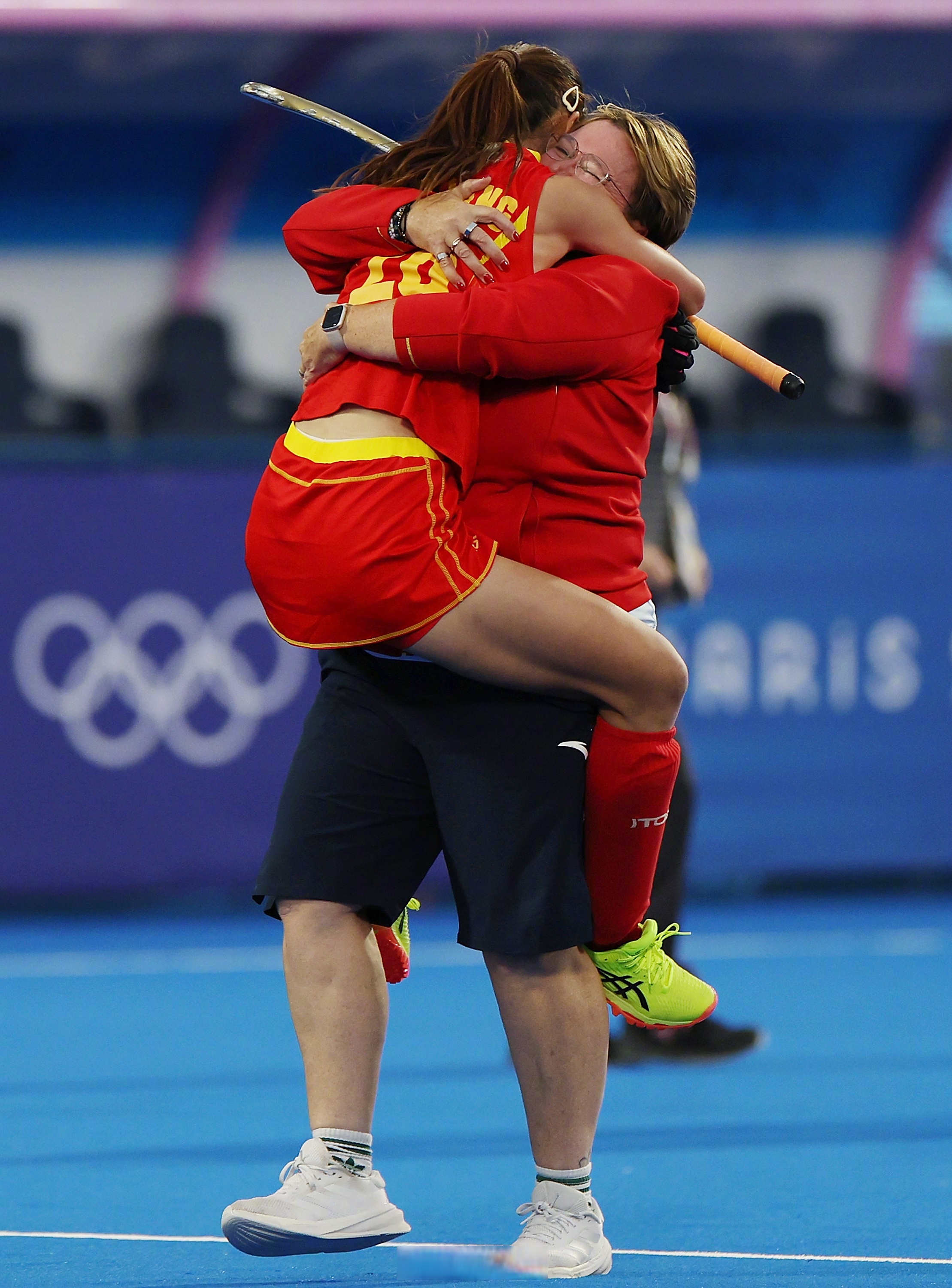 共赴热恋,运动员们在竞技场上勇夺桂冠 共赴热恋,运动员们在竞技场上勇夺桂冠