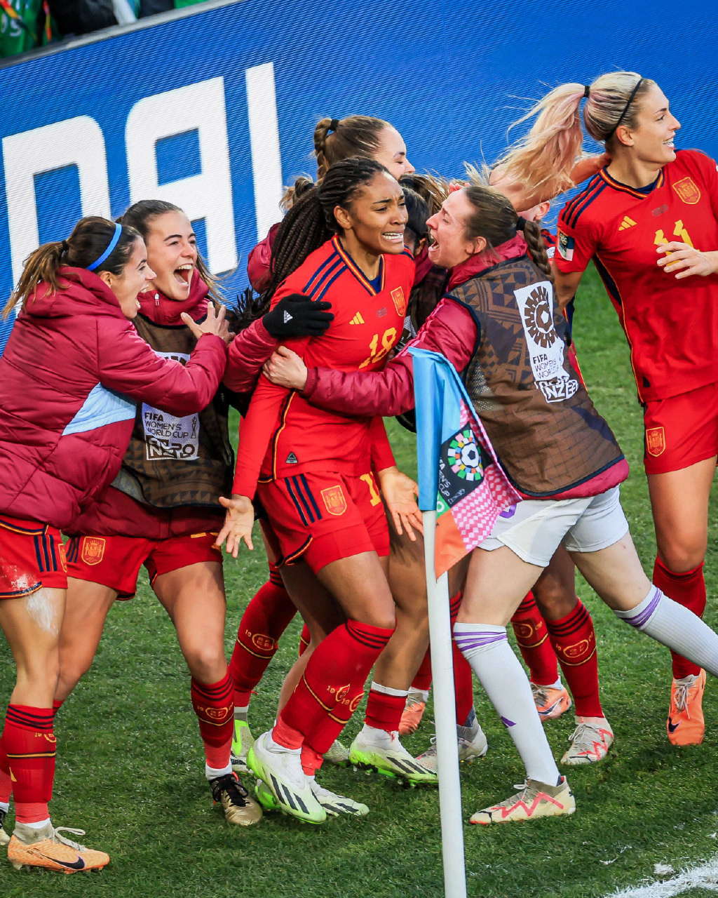 女足比赛势如破竹,晋级北美锦标赛半决赛的简单介绍 女足比赛势如破竹,晋级北美锦标赛半决赛的简单介绍